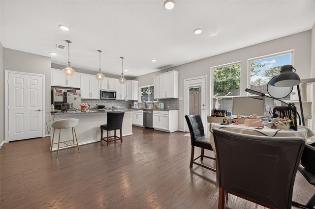 8659 Cedardale Park Drive, Houston, TX 77063