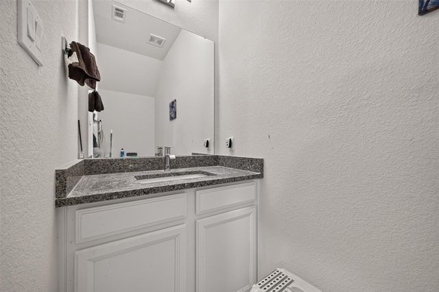 8659 Cedardale Park Drive, Houston, TX 77063