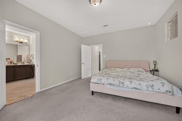 8659 Cedardale Park Drive, Houston, TX 77063