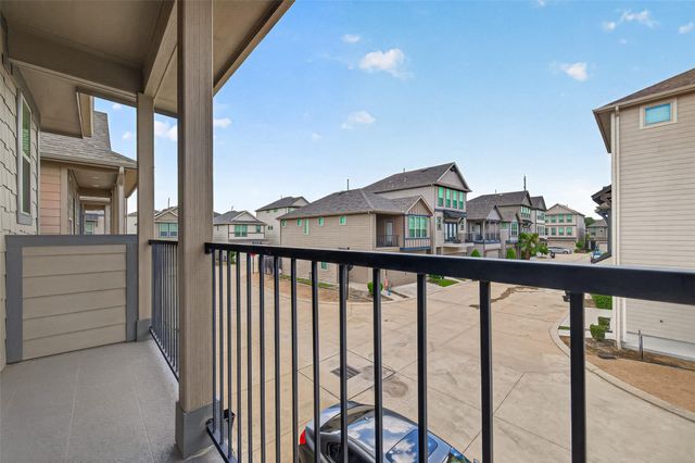 8659 Cedardale Park Drive, Houston, TX 77063