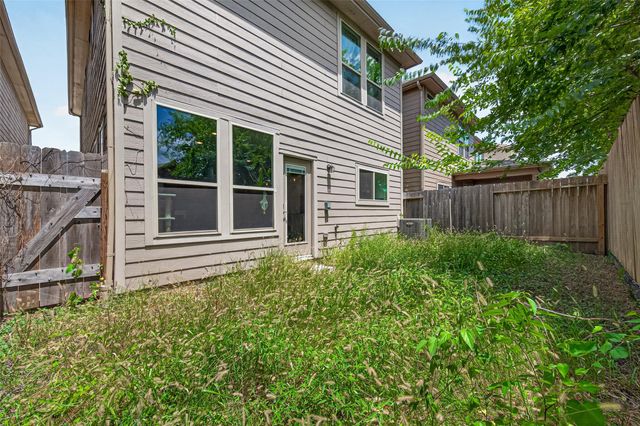 8659 Cedardale Park Drive, Houston, TX 77063