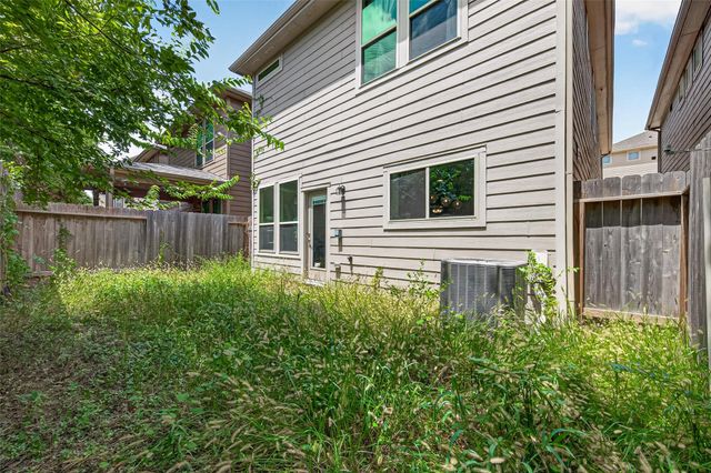 8659 Cedardale Park Drive, Houston, TX 77063