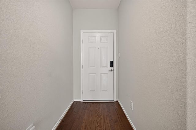 8659 Cedardale Park Drive, Houston, TX 77063
