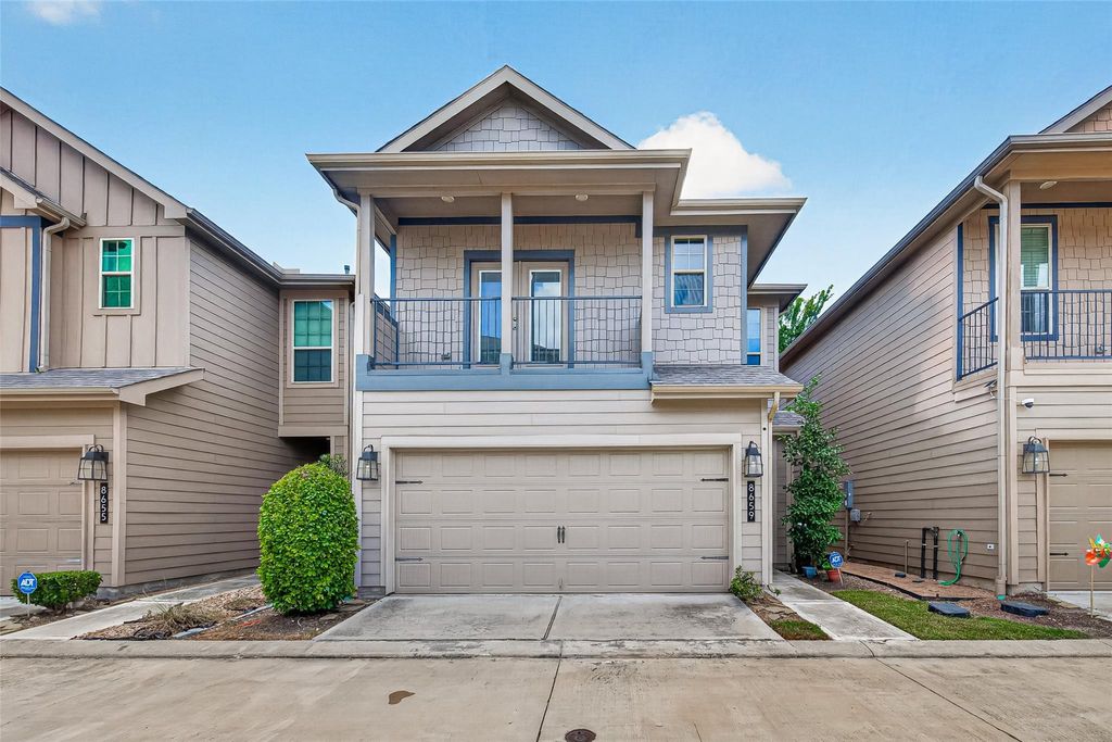 8659 Cedardale Park Drive, Houston, TX 77063