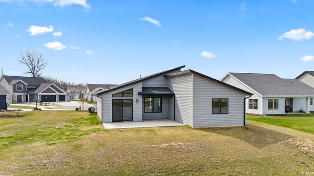 11161 Oaklynn Reserve Boulevard, Fort Wayne, IN 46835