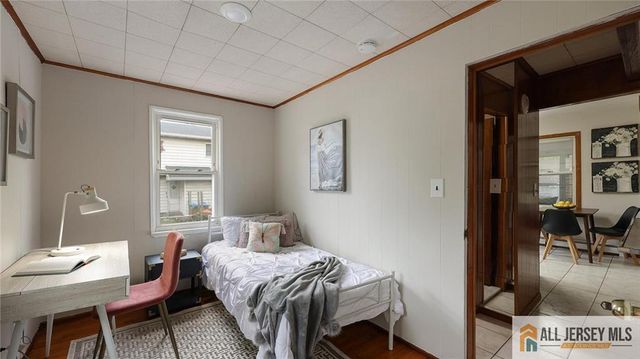 20 Crosby Avenue, Edison, NJ 08817