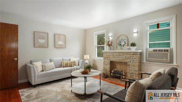20 Crosby Avenue, Edison, NJ 08817