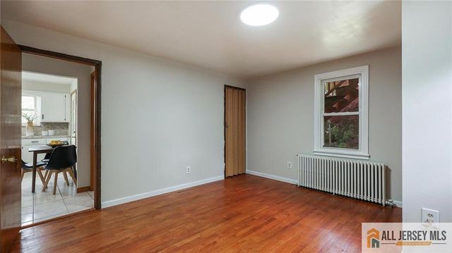 20 Crosby Avenue, Edison, NJ 08817