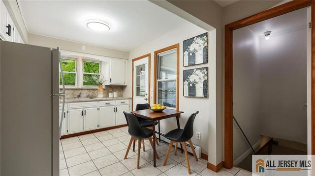 20 Crosby Avenue, Edison, NJ 08817