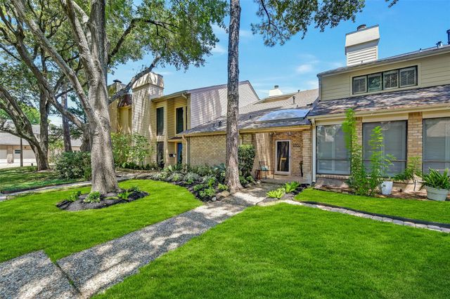 9360 Briar Forest Drive, Houston, TX 77063
