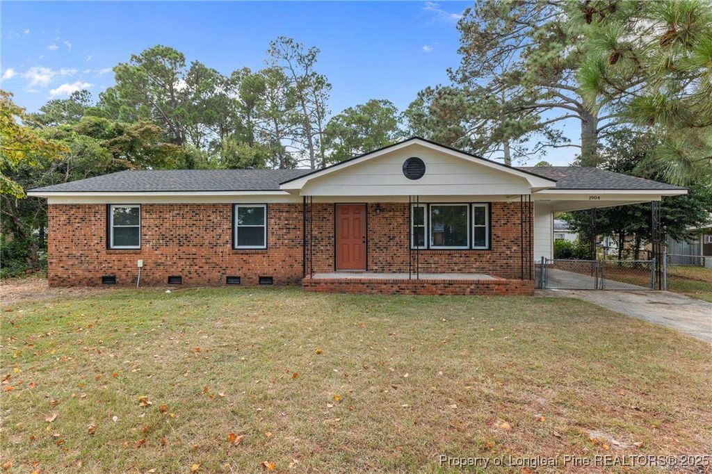 1904 Shiloh Drive, Fayetteville, NC 28304