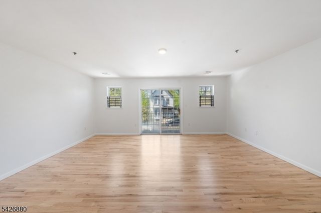 336 S 10Th St, Newark City, NJ 07103