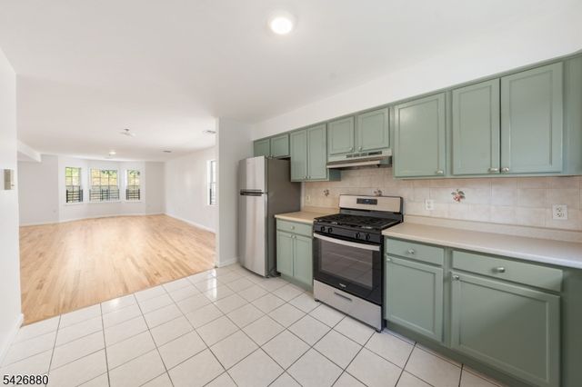 336 S 10Th St, Newark City, NJ 07103
