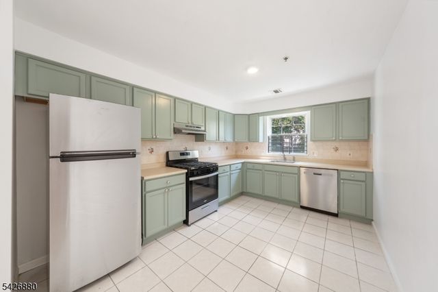 336 S 10Th St, Newark City, NJ 07103