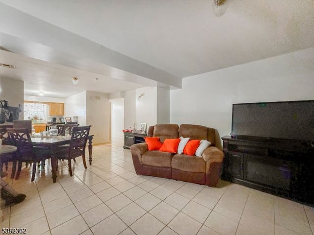 336 S 10Th St, Newark City, NJ 07103