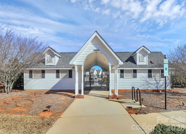 10303 Bunclody Drive, Charlotte, NC 28213