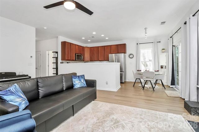 10303 Bunclody Drive, Charlotte, NC 28213