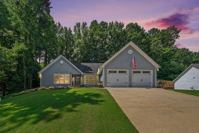 29 OAKRIDGE Court, Douglasville, GA 30134