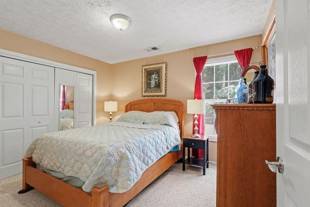 29 OAKRIDGE Court, Douglasville, GA 30134