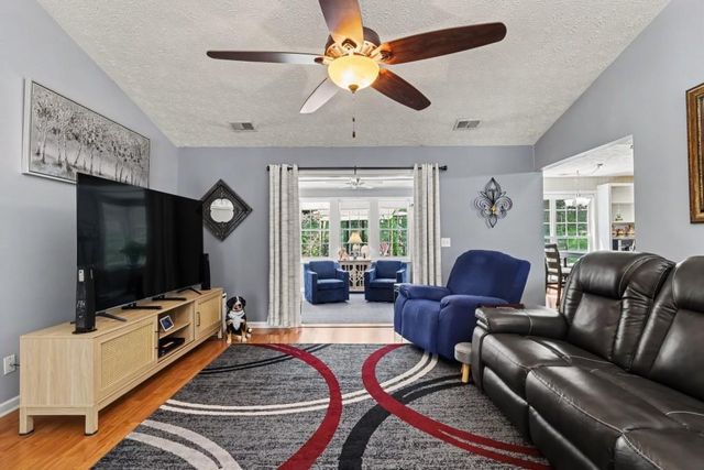 29 OAKRIDGE Court, Douglasville, GA 30134