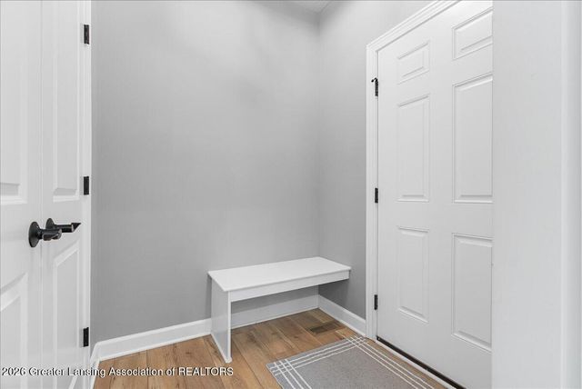 15297 Sherwood Lane, Lansing, MI 48906