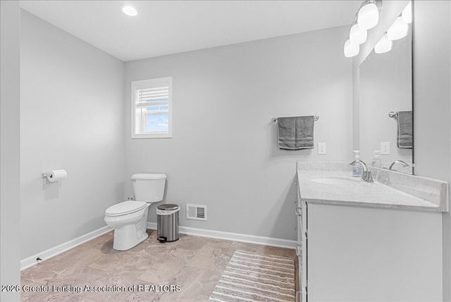 15297 Sherwood Lane, Lansing, MI 48906