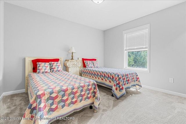 15297 Sherwood Lane, Lansing, MI 48906