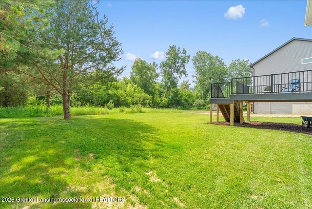 15297 Sherwood Lane, Lansing, MI 48906