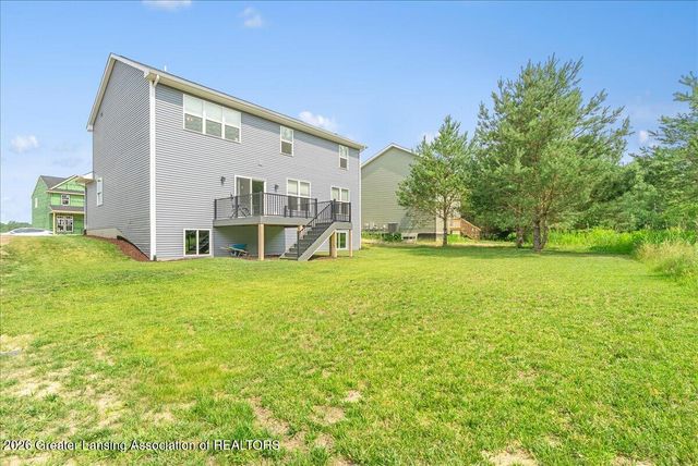 15297 Sherwood Lane, Lansing, MI 48906