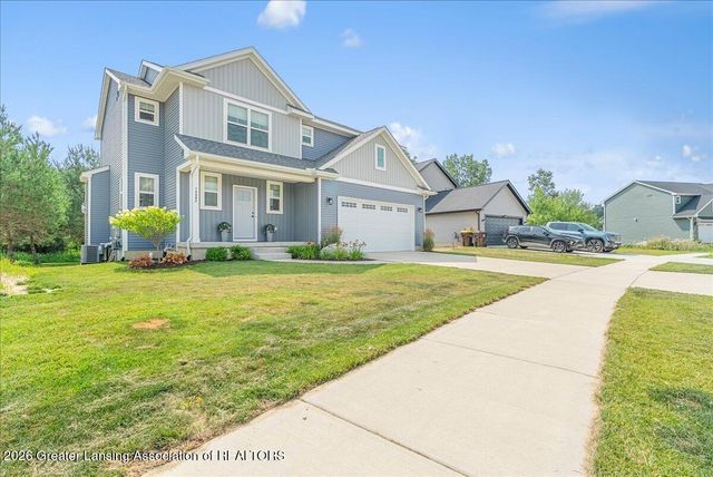15297 Sherwood Lane, Lansing, MI 48906