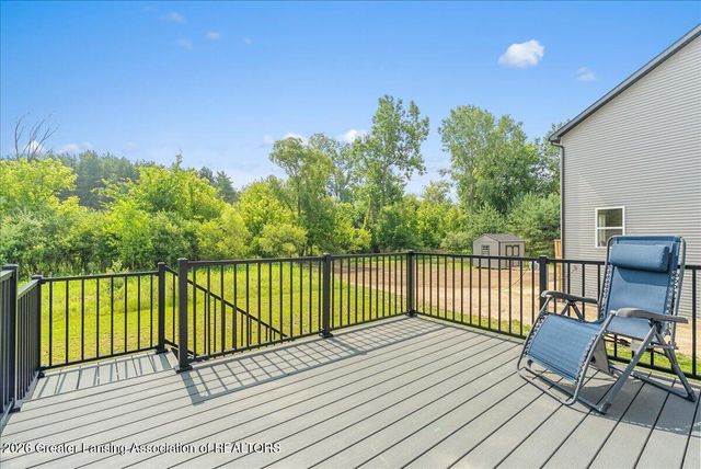 15297 Sherwood Lane, Lansing, MI 48906