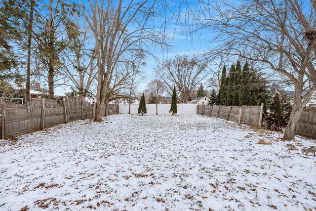 323 FRONT STREET, Pulaski, WI 54162