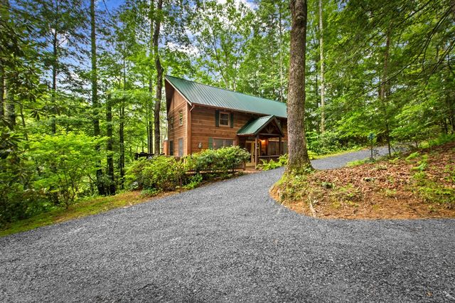 184 Fightingtown Drive, Blue Ridge, GA 30513