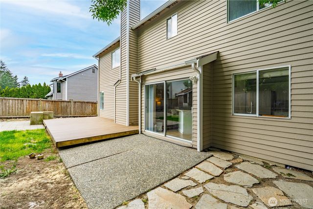 902 52nd Street SE, Auburn, WA 98092