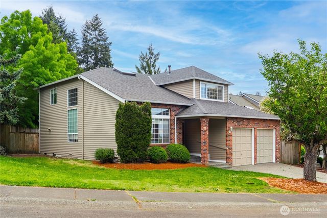 902 52nd Street SE, Auburn, WA 98092