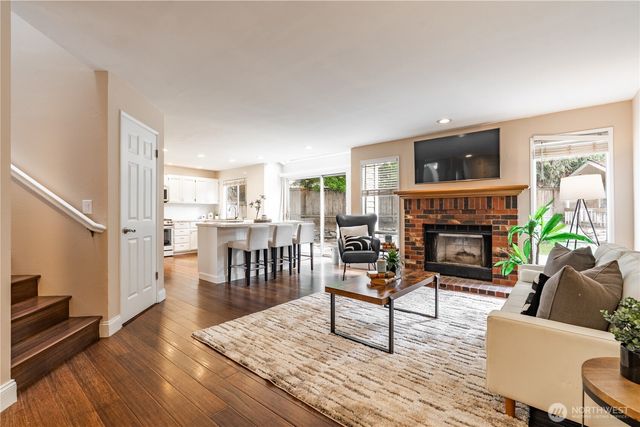 902 52nd Street SE, Auburn, WA 98092