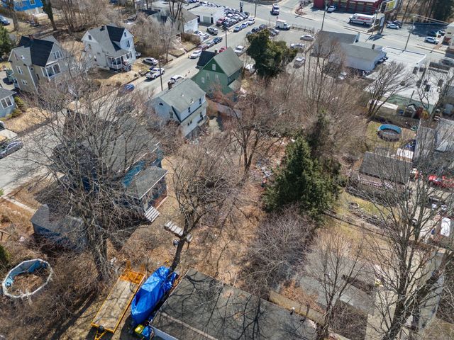 307 Dwight Street, Waterbury, CT 06704