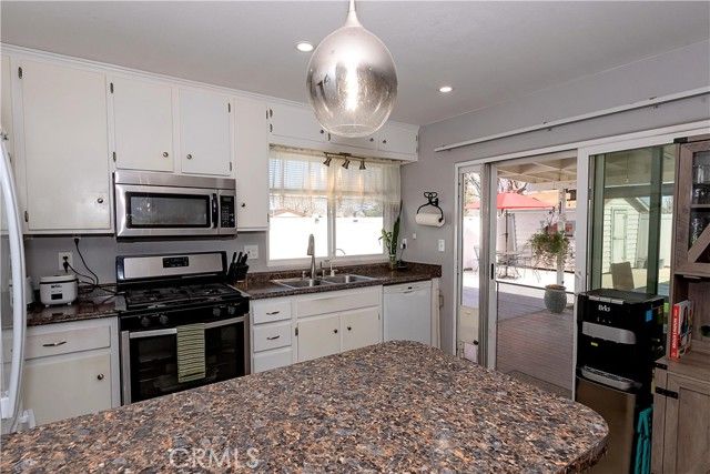 42860 Alep, Lancaster, CA 93536