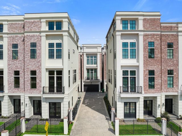 5822 Winsome Lane A, Houston, TX 77057