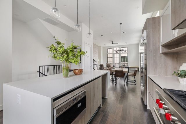 5822 Winsome Lane A, Houston, TX 77057