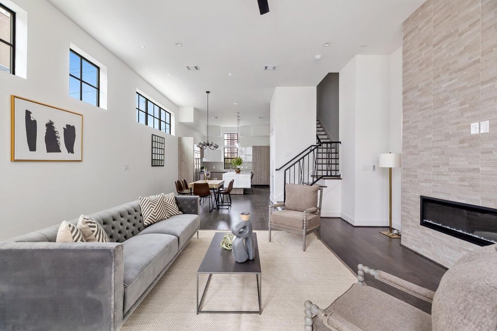 5822 Winsome Lane A, Houston, TX 77057