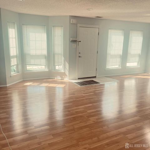 15 Goodwin Drive, North Brunswick, NJ 08902