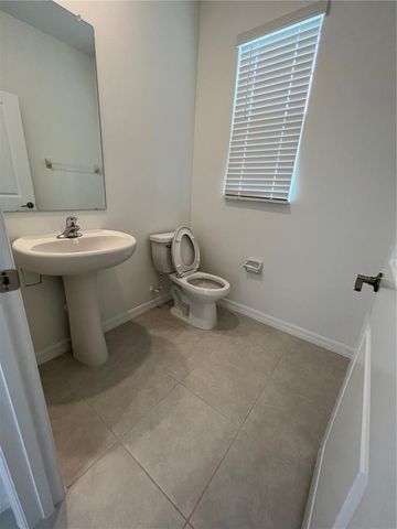 10337 TRUMPET HONEYSUCKLE WAY, San Antonio, FL 33576