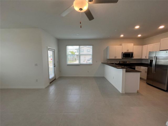 10337 TRUMPET HONEYSUCKLE WAY, San Antonio, FL 33576