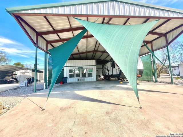 79 live oak, Brackettville, TX 78832