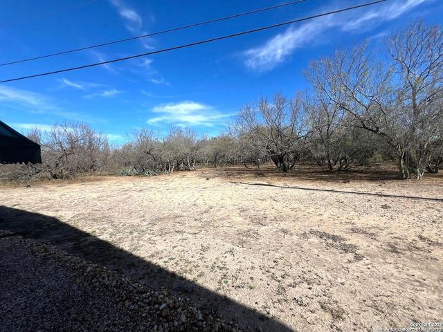 79 live oak, Brackettville, TX 78832