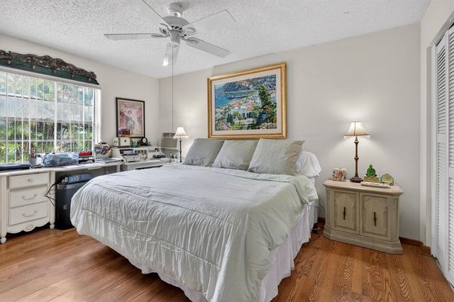 9600 Richmond Cir, Boca Raton, FL 33434
