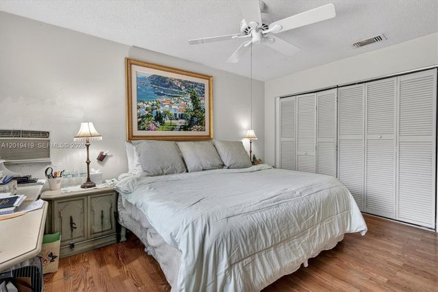 9600 Richmond Cir, Boca Raton, FL 33434