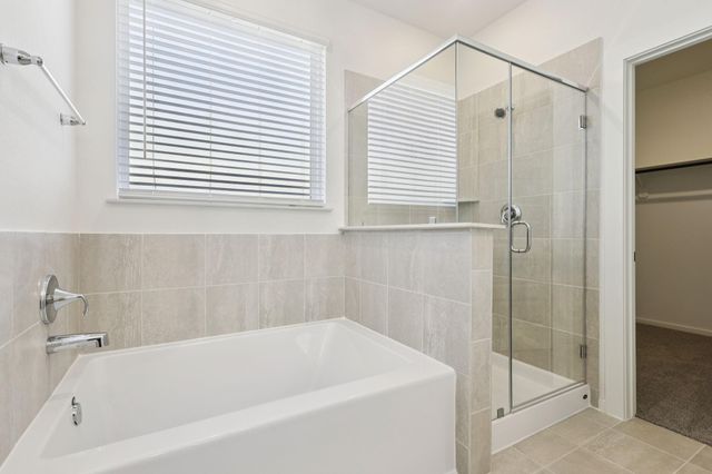 5121 Redbud Valley Drive, Pearland, TX 77584