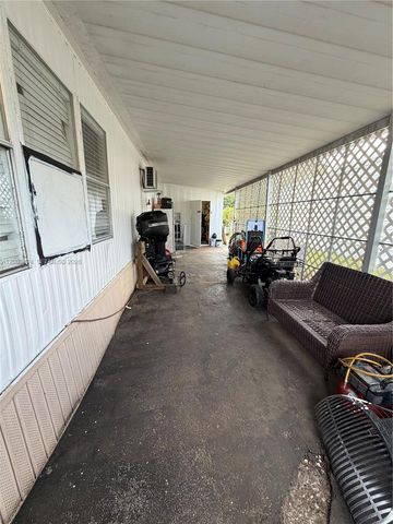 5871 SW 29th Ave, Dania Beach, FL 33312